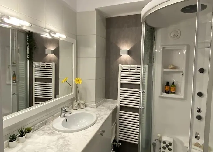 アパート Am Belle Vue ハニア